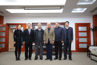 各級領(lǐng)導(dǎo)春節(jié)前夕看望慰問我所院士和所長